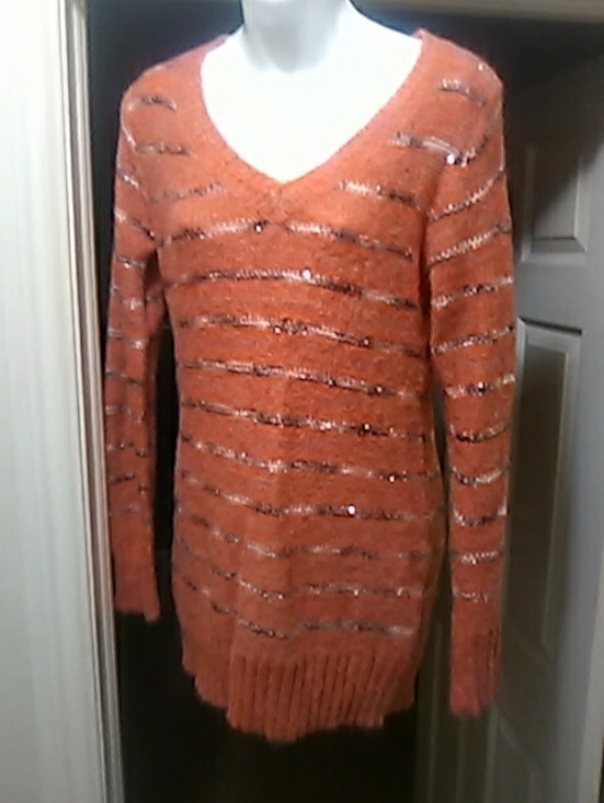 geo london Sweaters - 💲4⃣▶▶Cozy Orange Peach PRETTY 🎈V-Neck Women’s Sweater with Metallic Stripe